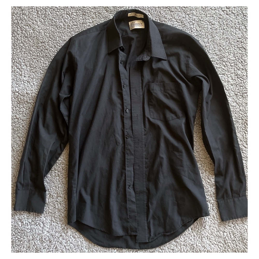 Classix Men’s Small Black Long Sleeve Button Down Dress Shirt.